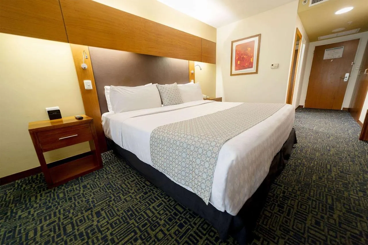 Hotel Tryp By Wyndham Guayaquil Ecuador